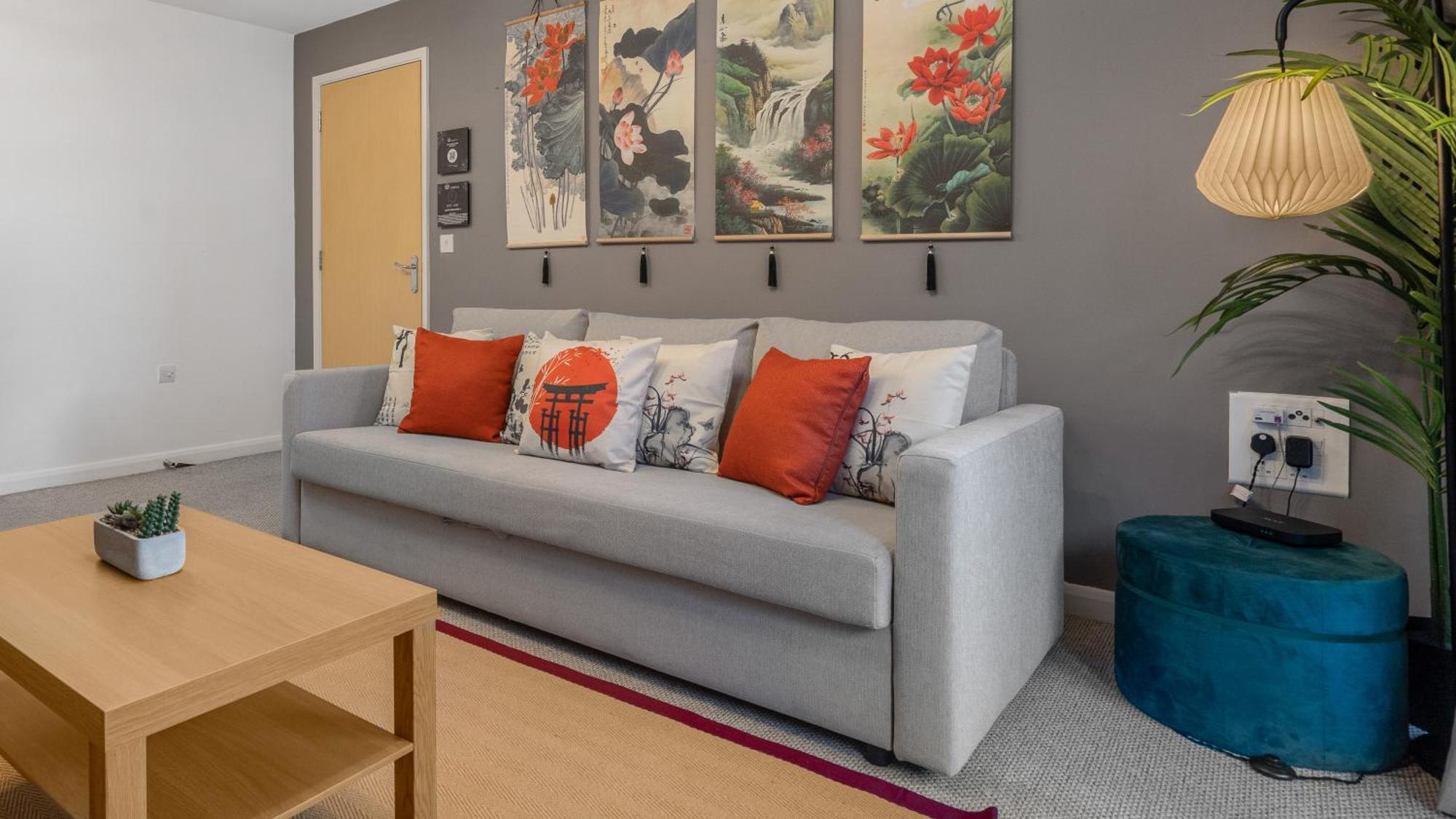 Japanese Suite 2Bed 2Bath, Free Park, Netfix, 75 Inch Tv, Games - City Centre- Maihom Бирмингем Экстерьер фото
