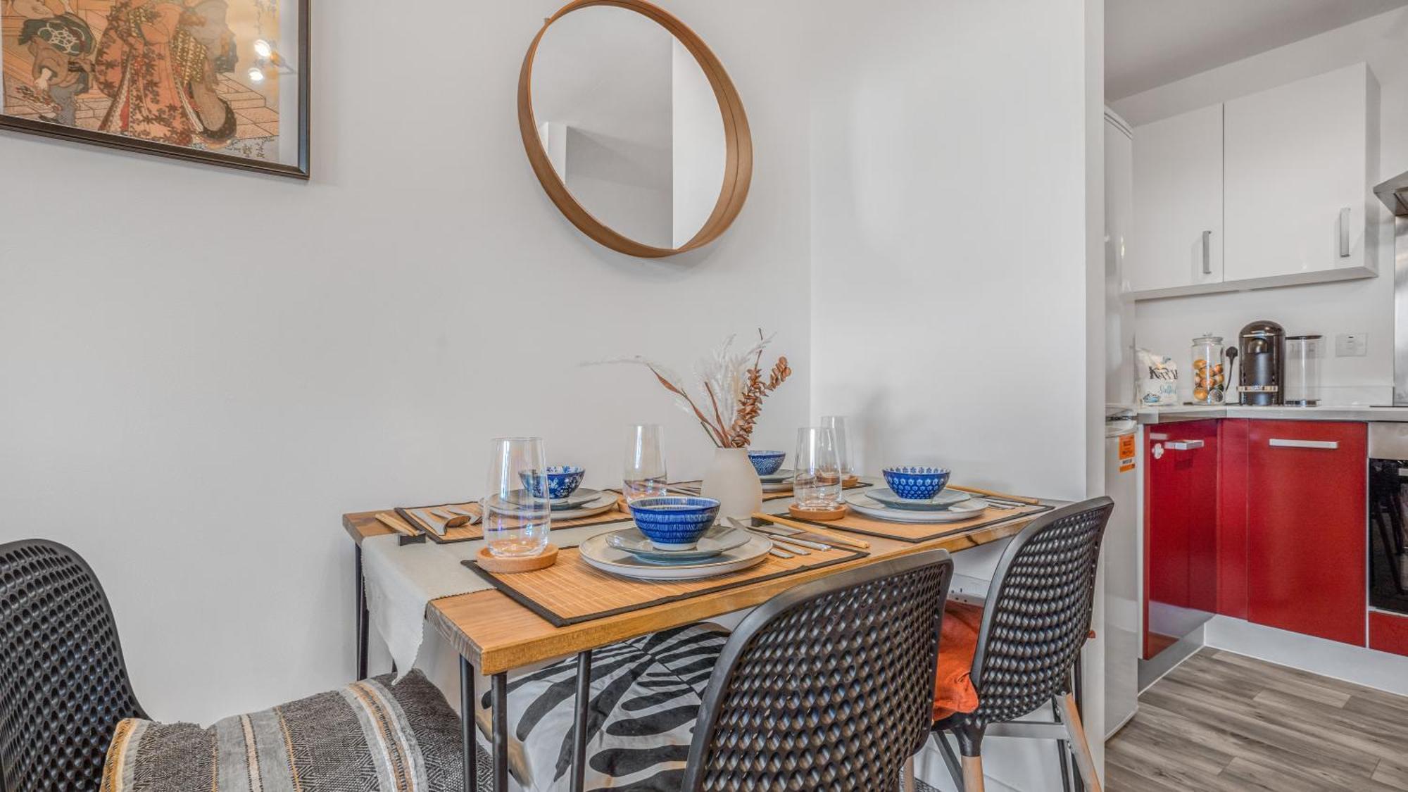 Japanese Suite 2Bed 2Bath, Free Park, Netfix, 75 Inch Tv, Games - City Centre- Maihom Бирмингем Экстерьер фото