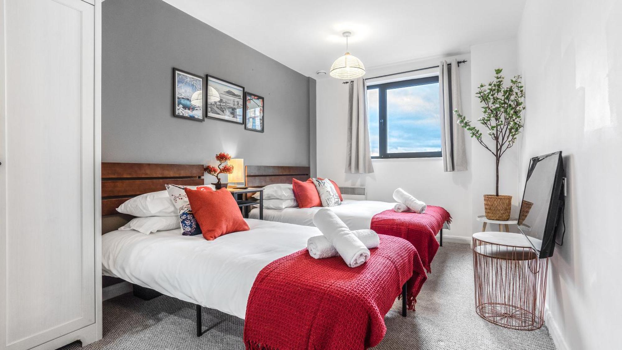 Japanese Suite 2Bed 2Bath, Free Park, Netfix, 75 Inch Tv, Games - City Centre- Maihom Бирмингем Экстерьер фото