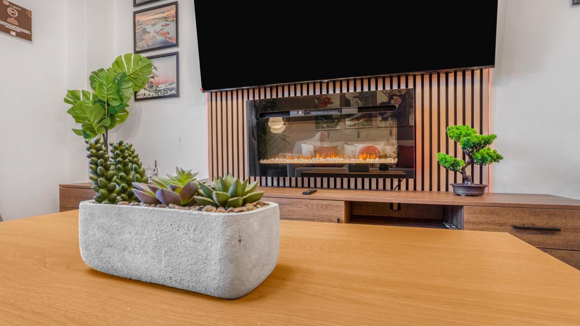 Japanese Suite 2Bed 2Bath, Free Park, Netfix, 75 Inch Tv, Games - City Centre- Maihom Бирмингем Экстерьер фото