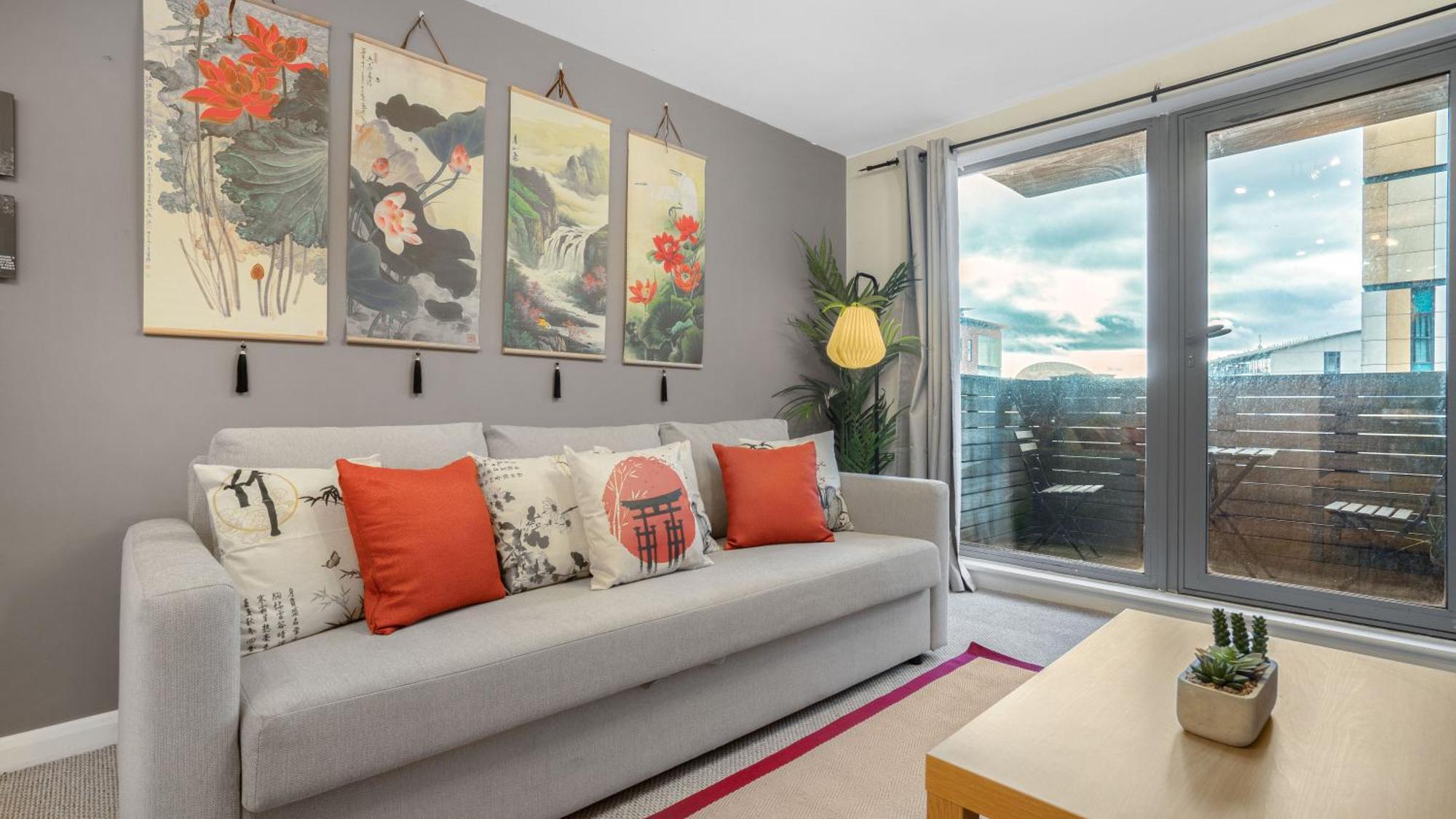 Japanese Suite 2Bed 2Bath, Free Park, Netfix, 75 Inch Tv, Games - City Centre- Maihom Бирмингем Экстерьер фото