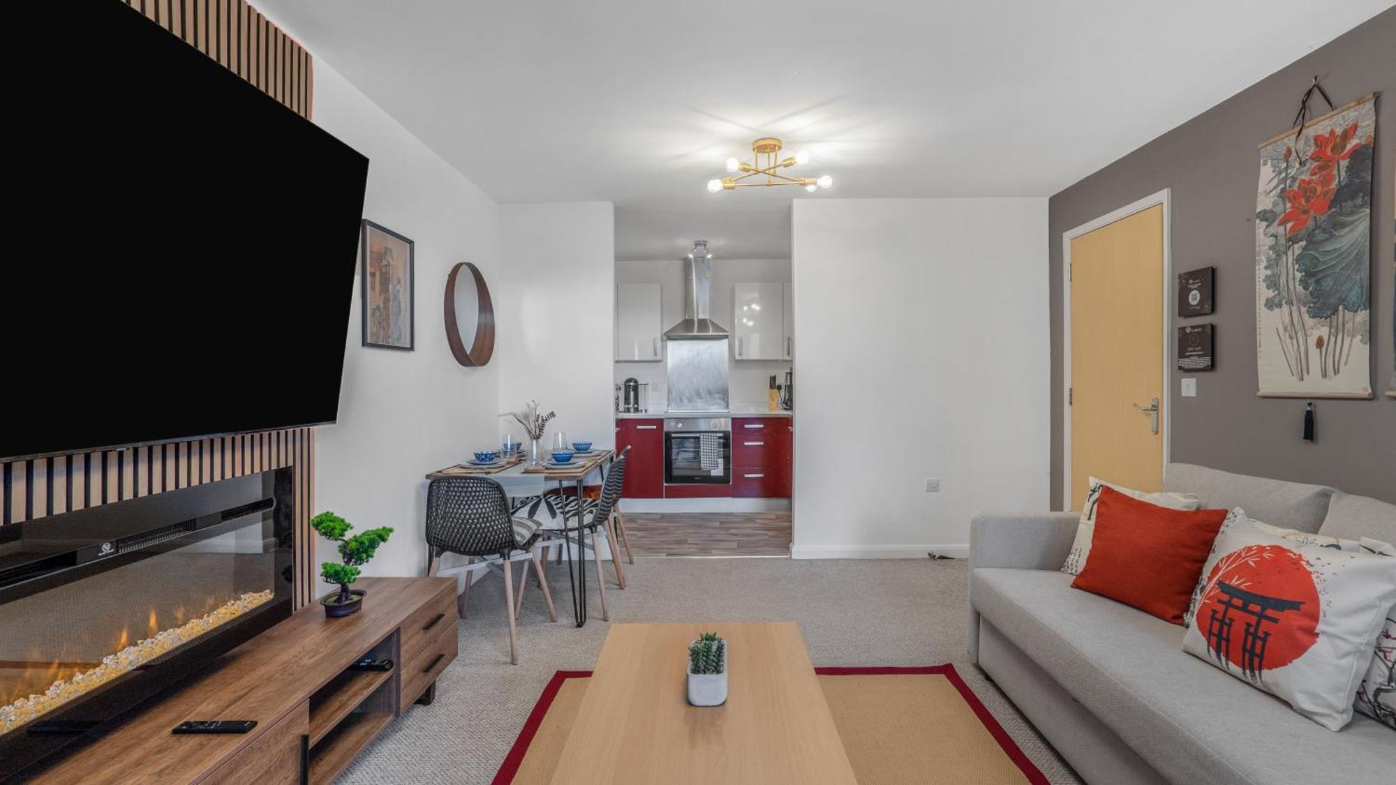 Japanese Suite 2Bed 2Bath, Free Park, Netfix, 75 Inch Tv, Games - City Centre- Maihom Бирмингем Экстерьер фото